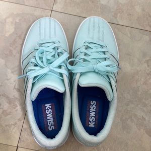 Size 8 aqua K-Swiss sneakers